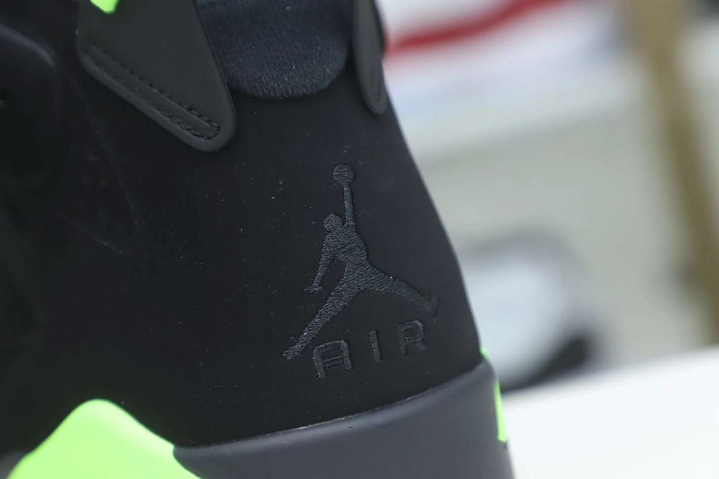6 RETRO AIR 'ELECTRIC JORDAN GREEN' 0805